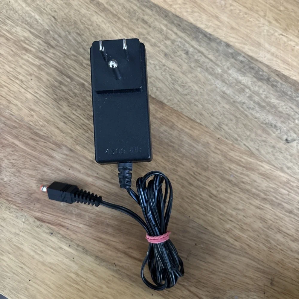 Vonage DVE DSA-18W-12 US1 120180 AC Switching Adapter Power Cord 12V 1.5A DC VG+